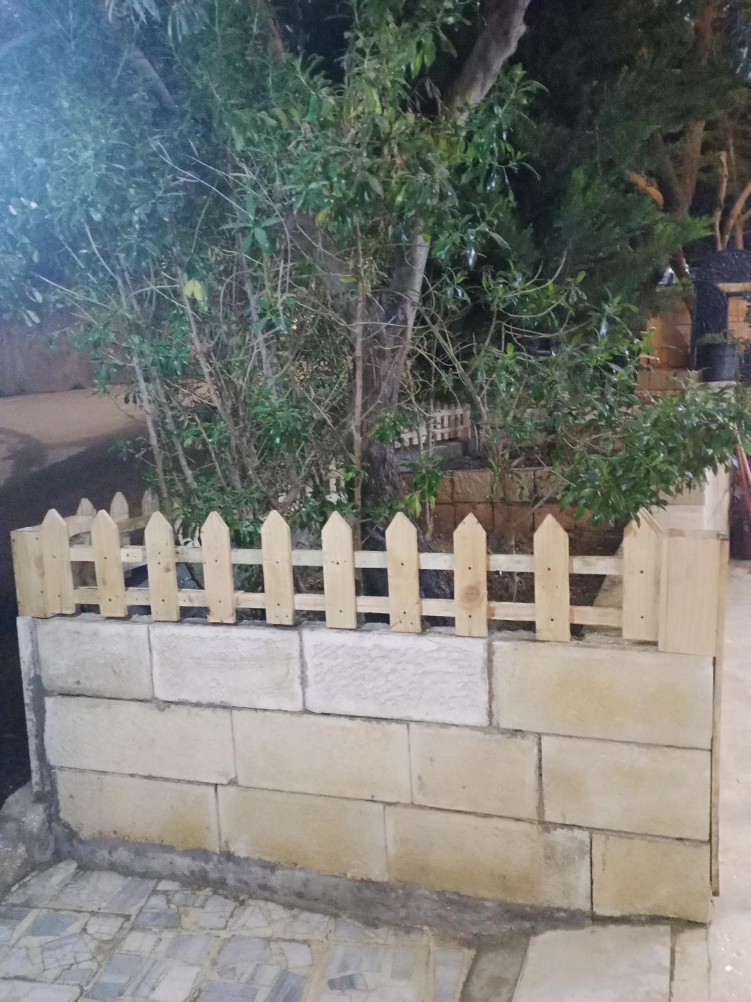 Flower 2 Jarash Exterior photo